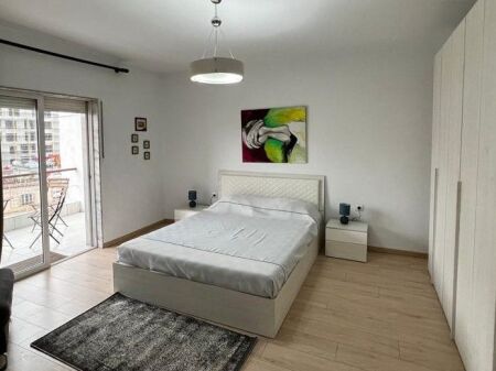 Apartament 2+1+2 me Qera , Komuna Parisit