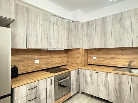Affitto | Appartamento 1+1 con veranda & posto auto  Urban Gate, Astir