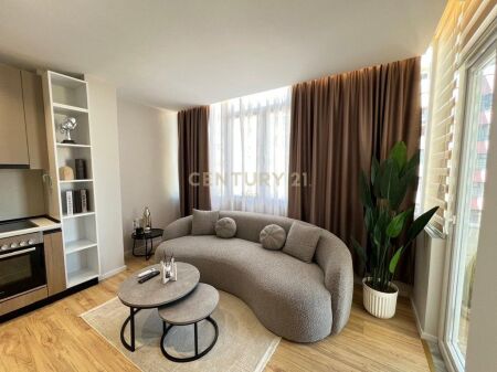 Affittiamo un super appartamento vicino a Square21 !!