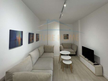 Rent, Apartment 1+1, Commune of Paris, Tirana.