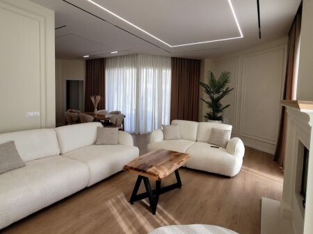  Villa di Lusso in Affitto – Green Valley Residence, Lago Secco 