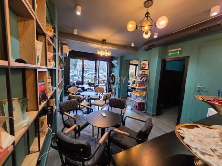 BAR/CAFE FOR RENT AT TV KLAN!
