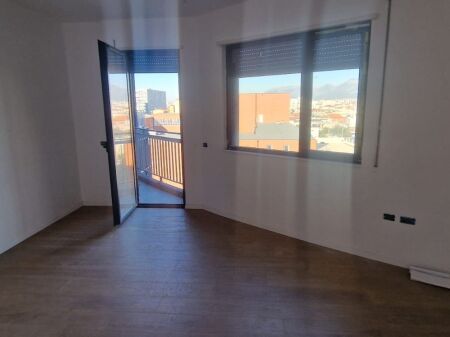 Apartament 2+1+2 Per Shitje Don Bosko 