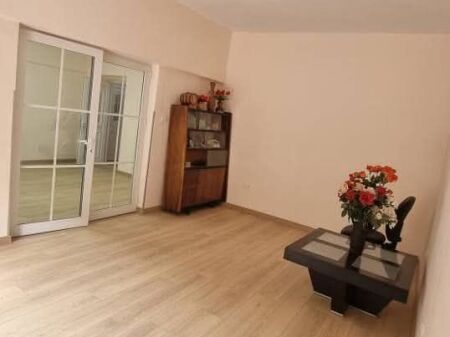 AMBIENTE COMMERCIALI IN AFFITTO PER UFFICI - MINE PEZA, TIRANA