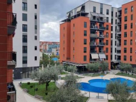  Esclusivo | Locale Commerciale in Affitto – Green City, Unaza e Re