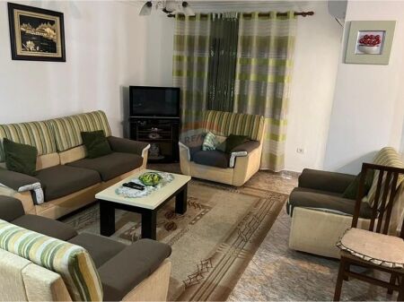 Apartament 2+1 për shitje tek Pallatet Malajziane