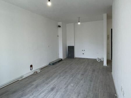 Shitet Apartament 2+1 – Kompleksi Aura, Rruga Dritan Hoxha 