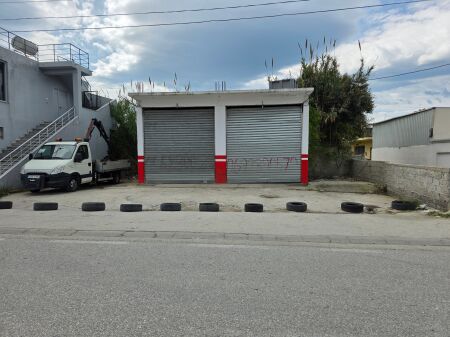 Locale per autolavaggio in affitto, all'ingresso del Byepass