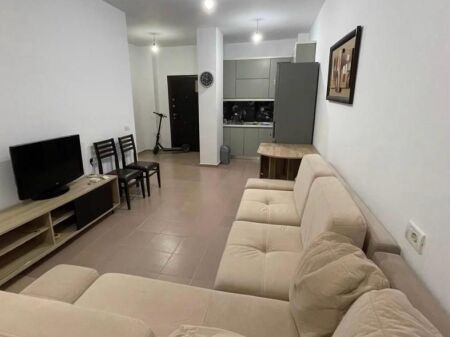 Apartament me qera 1+1 - Astir, prane kompleksit Fratari 400 mije leke
