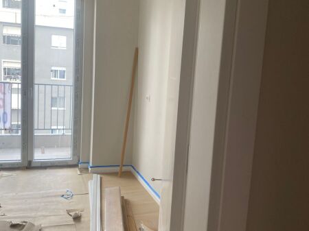UFFICIO IN AFFITTO 100 M2 COMUNE DI PARIGI 100.000 LEKE FH-70366