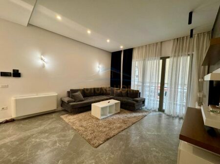Qera, Apartament 2+1+2+Post Parkimi, Kompleksi Delijorgji, Tiranë. 1,350 €