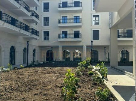 Shitet Apartament 1+1, Porta Tirana e Re, Sauk