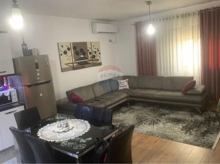 Shitet Apartament 2+1 Astir, Bulevardi Migjeni