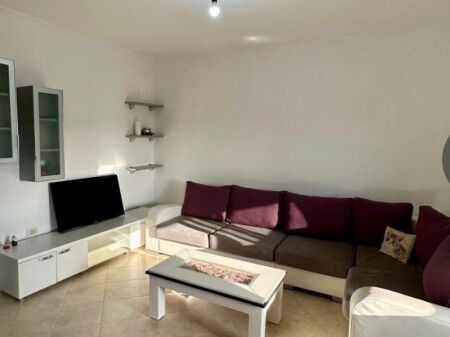 Apartament me qera 1+1 - Laprake, prane karburant Kupola 400 mije leke