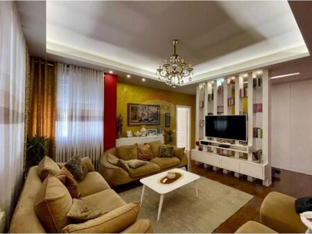 Apartament ne shitje 1+1, me vendodhje tek Casa Italia, Tirane.