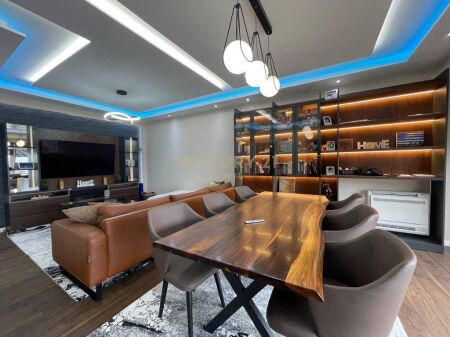 DUPLEX MODERNO IN VENDITA NELLA RESIDENZA KODRA E DIELLIT 2 !!