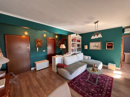 Apartament me qera 2+1+ballkon - Rruga Kavajes, prane bllokut te ambasadave