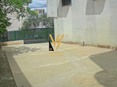LOCALE COMMERCIALE 250 M2 IN AFFITTO A KODRA E PRIFTIT 55.000 LEKE