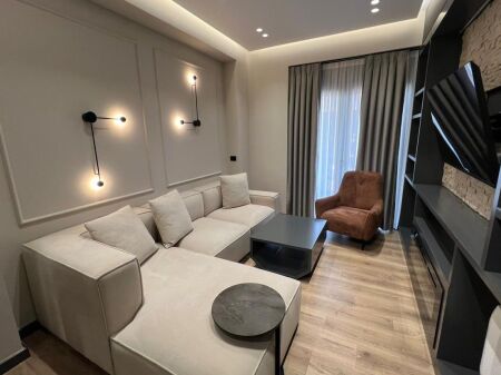 APPARTAMENTO 1+1 IN AFFITTO AL GARDEN BUILDING, VIA KAVAJES!