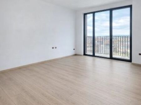  Apartament 1+1 për Shitje – pranë Bulevardit të Ri