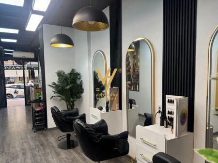 AFFITTASI PARRUCCHIERE 33 M2 PRESSO VIZION PLUS 75.000 LEKE