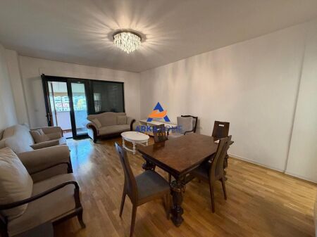 JEPET ME QERA APARTAMENT 3+1+2+VERANDE "BLLOK" 2500 EURO