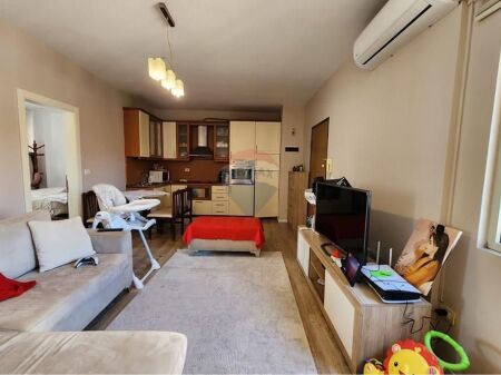 Shitet Apartament 2+1 | Perball Deliorgjit