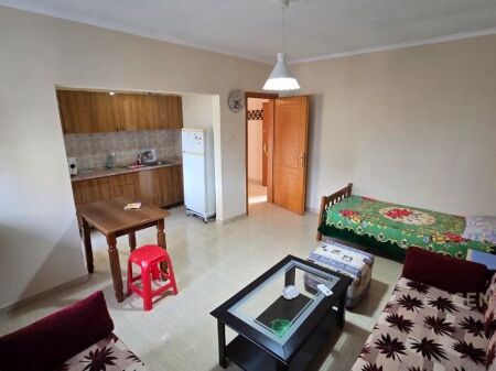 Shitet apartament 1+1 në zonën e Ali Demit!