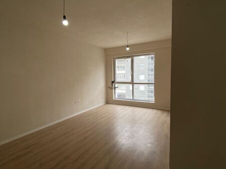 SHITET APARTAMENT 3+2+DEPO KOMUNA E PARISIT 391.000 EURO FH-70502