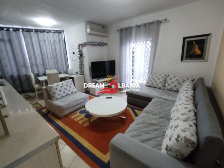 Apartment 2+1+2 available near the Paris Commune, Tirana ( ID 42215530)
