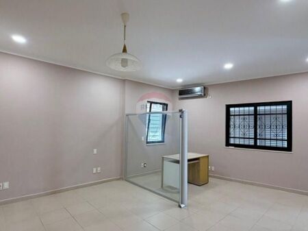 Office for Rent Zogu I Boulevard