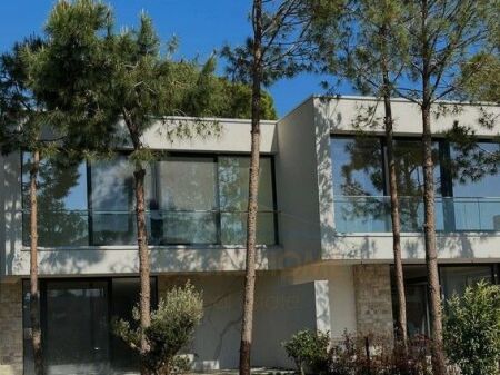 In vendita, Villa doppia, "San Pietro Residence", Baia di Lalëz