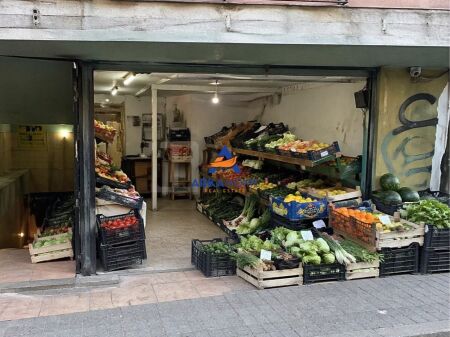 NEGOZIO IN VENDITA SULLA STRADA 50M2 "AL BOULEVARD BAJRAM CURRI" 210.084 EURO