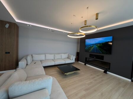 Duplex di Lusso in Affitto | Square 21, Tirana