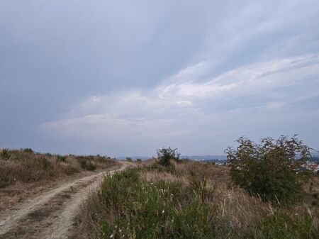  Terreno in vendita con una superficie di 8.500 m² Shijak