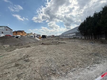 Terreno Esclusivo in Vendita a Rinas / Vicino alla Qualificazione delle Auto a Fushe Preze