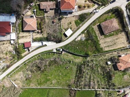 Terreno Esclusivo in Vendita a Yzberisht  