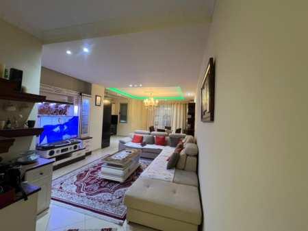  Apartament me Qira 2+1+2 – Fresk, pranë Market Xhangolli