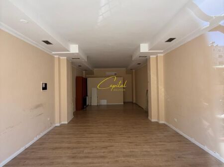 UFFICIO IN AFFITTO 65 M2 EX ESPOSIZIONE 70.000 LEKE