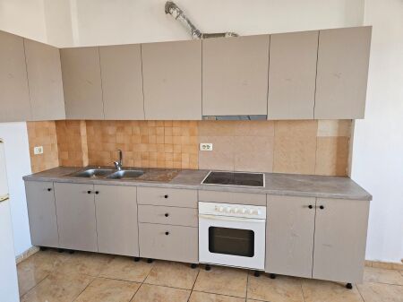 Apartament i bollshëm 3+1 per shitje – Zonë e qetë, Ura e Dajlanit