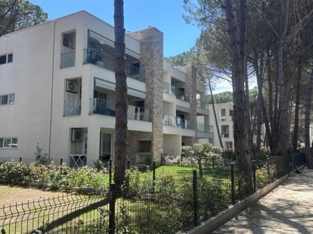 VENDESI APPARTAMENTO 1+1 VICINO AL RESORT MELIA, GOLFO DI LALZ, DURAZZO