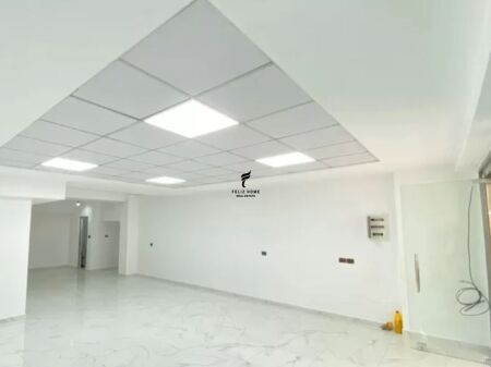 NEGOZIO IN AFFITTO 120 M2 ZOGU ZI 200.000 LEKE FH-70876