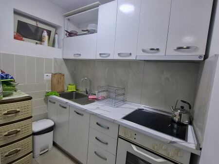 Casa 1+1+cucina separata (350€) - Vicino a Città Studenti