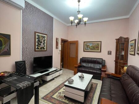 Jepet me Qira Apartament 2+1 |  Stadiumi Dinamo
