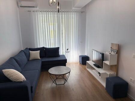 SHITET APARTAMENT 1+1 ALI DEMI 11.000.000 LEKE FH-71207