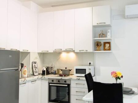 Tirana, rent 1+1+BLK apartment (SIRI2)