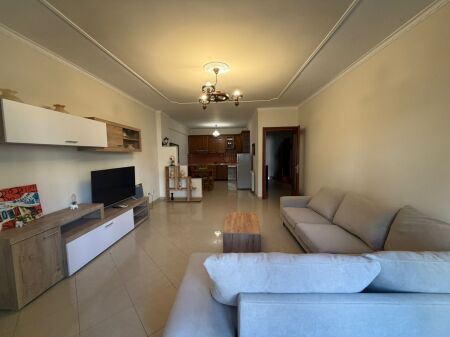Apartament 1+1 me qira , Liqeni Artificial