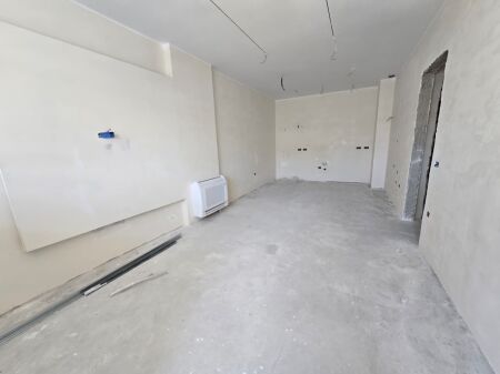 Apartment 1+1 for rent at Komuna e Parisit-kika2