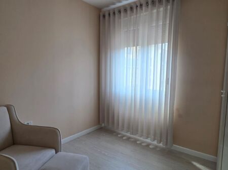  Jepet me qira apartament 2+1 – Liqeni Artificial, Tiranë! 
