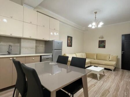 Apartament ne shitje 2+1 te Blloku